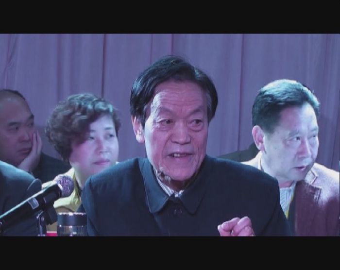 固始县原政协副主席陈学文作即席讲演