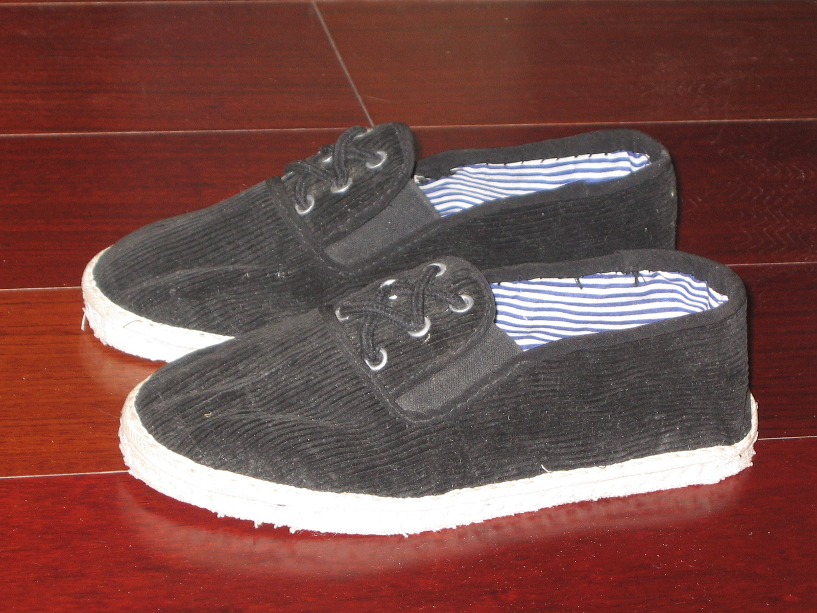 本样品是37码的。