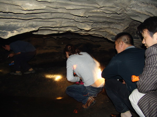 这里是龙嘴洞的中间口段