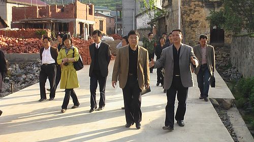 走在康庄大道上