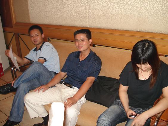 左至右：汪本云、汪模村、汪照蕾