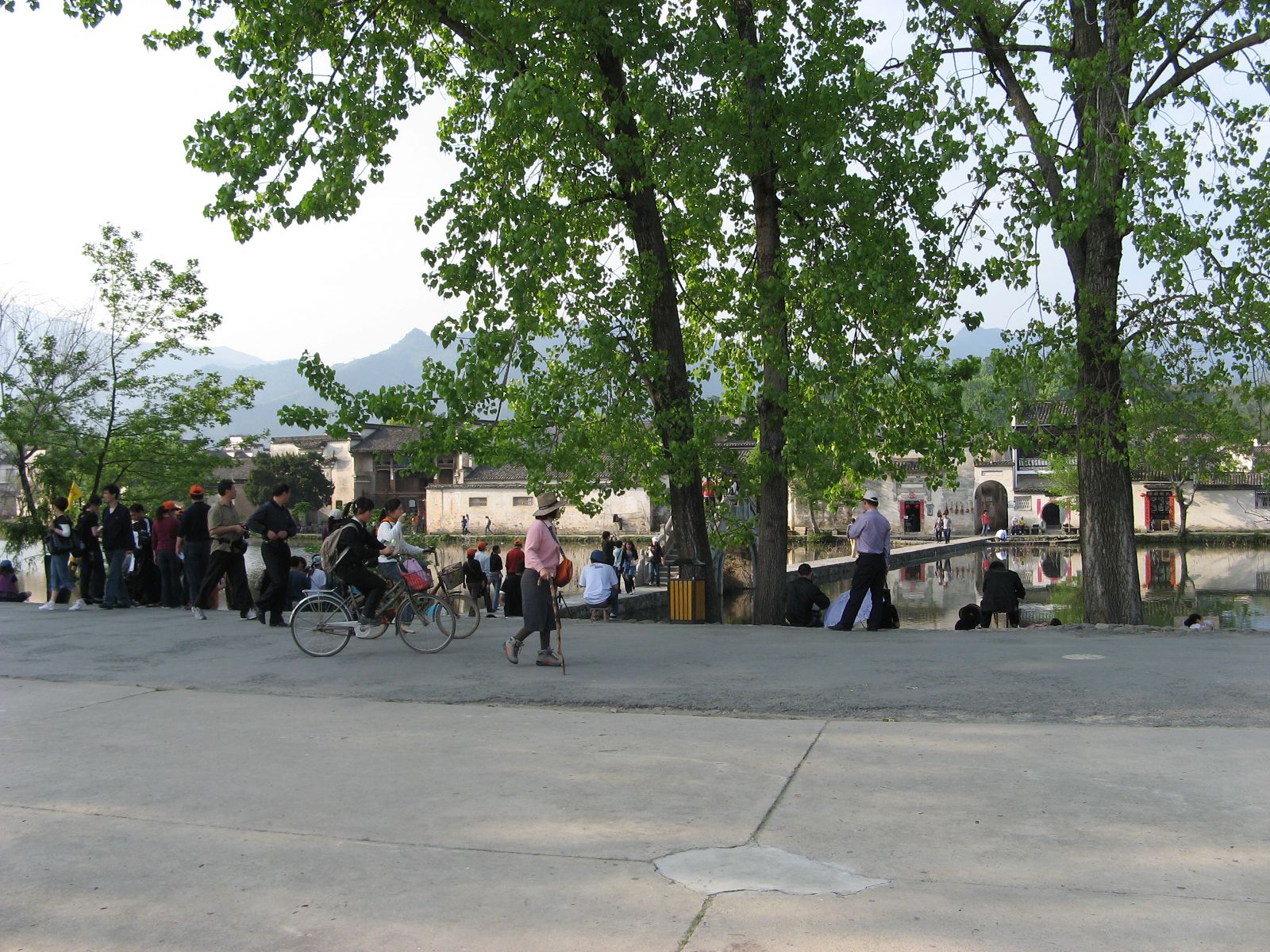 汪氏宗亲网、寻根拜祖徽州行 077.jpg