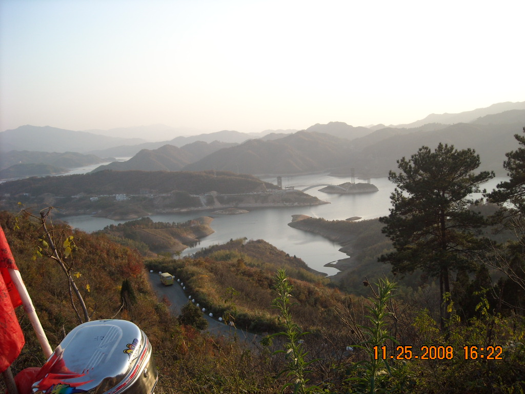 多么美丽梅山水库一角