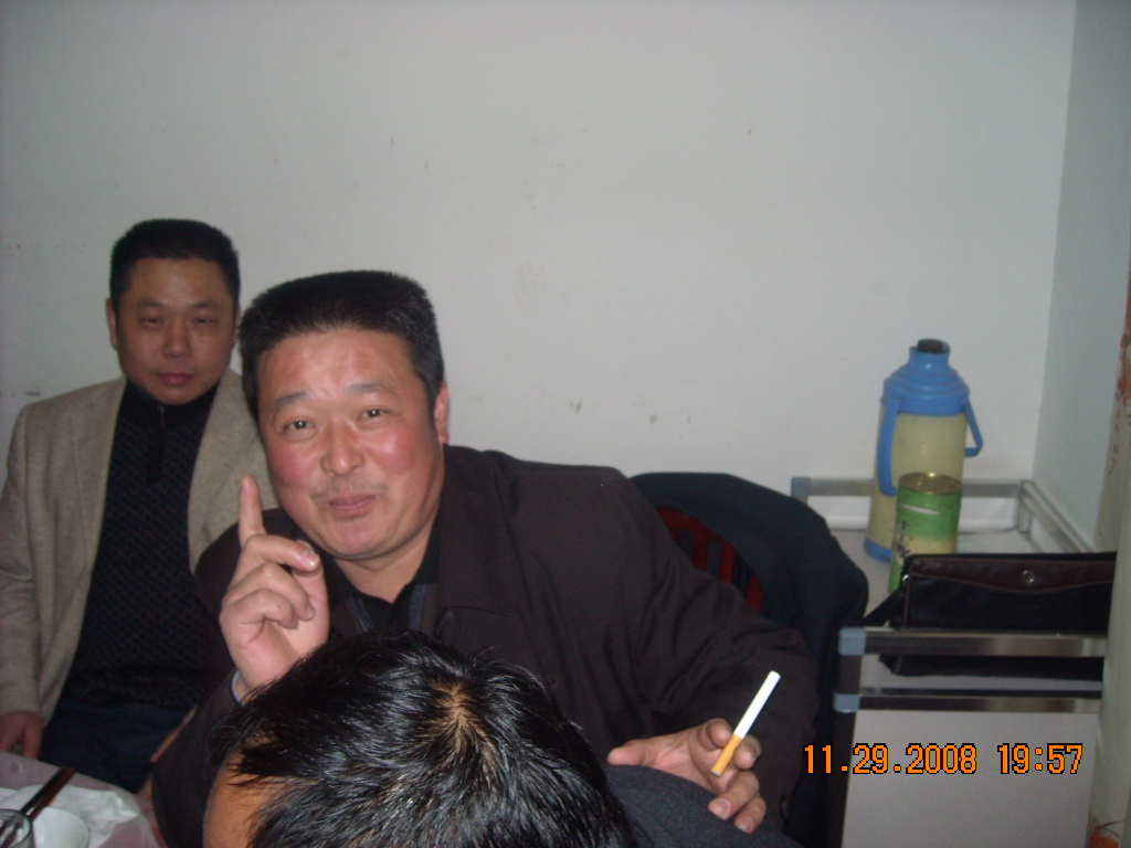 汪家外孙好高兴