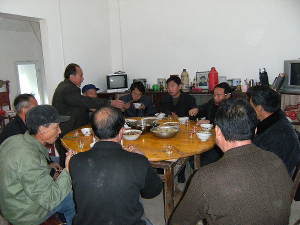 在宿松下仓铺一位老先生家吃中饭