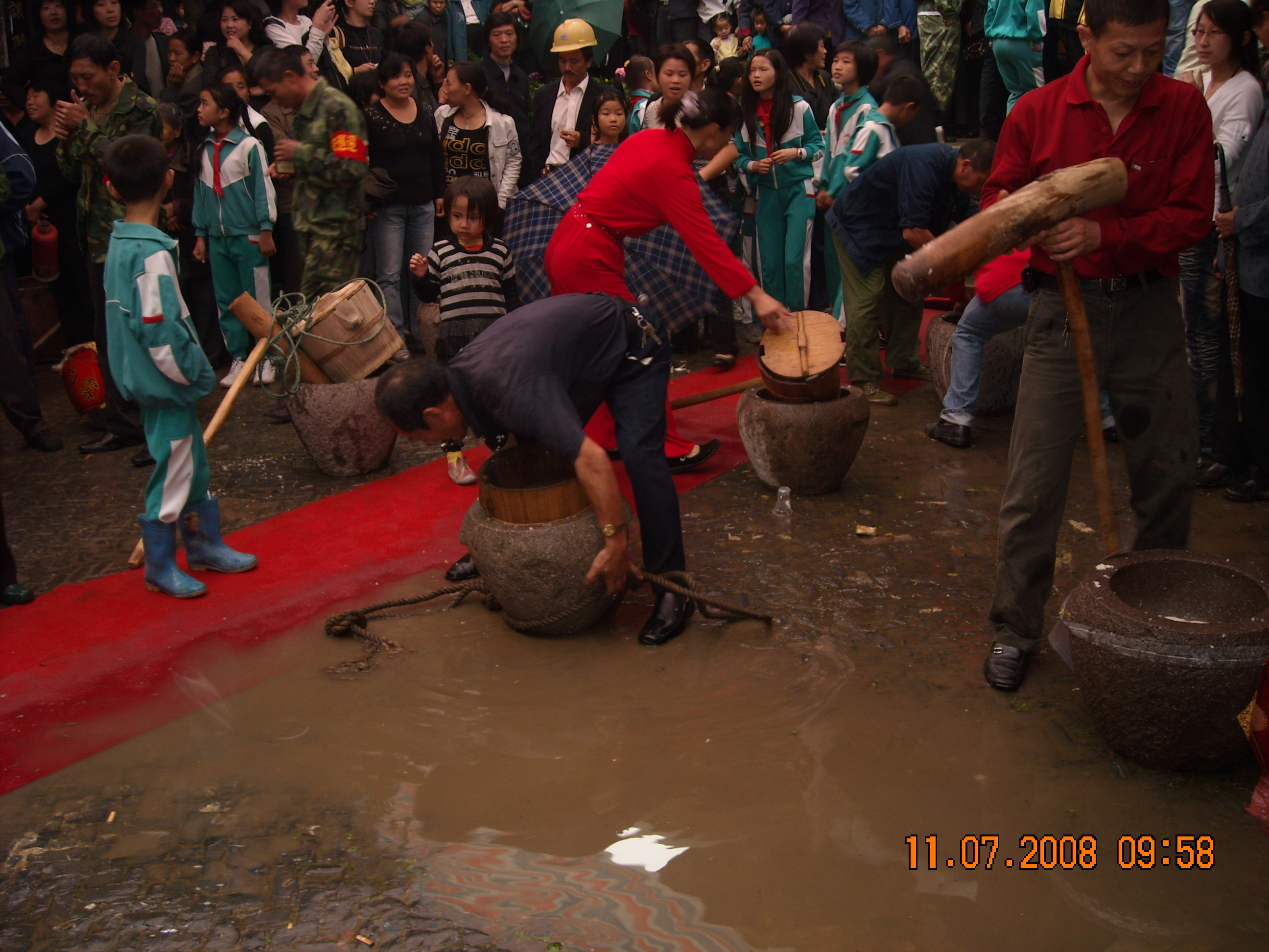 大雨总计下了六分钟突然停了各位宗亲神奇不神奇