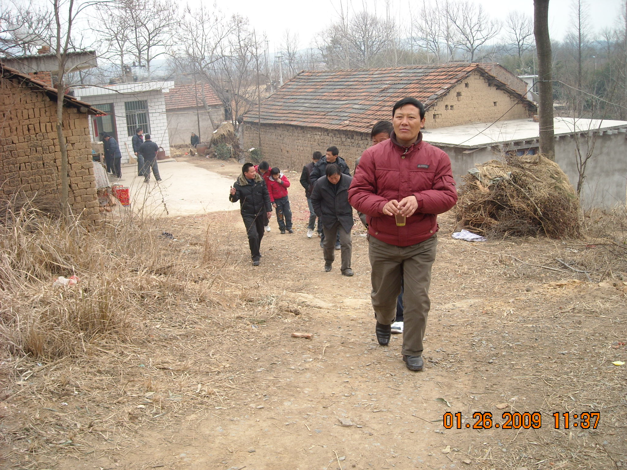 廷科公[88世]后裔部到各家拜年