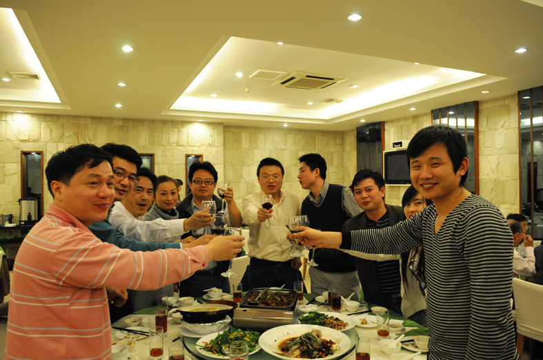 汪家的媳妇也热情高涨