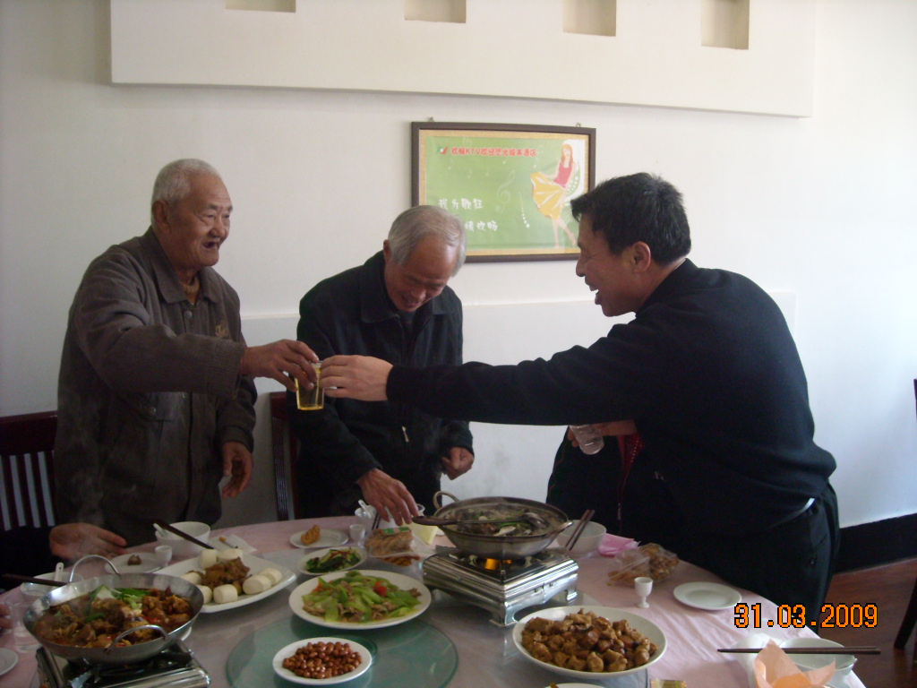 85岁老爷子德正也要参加了