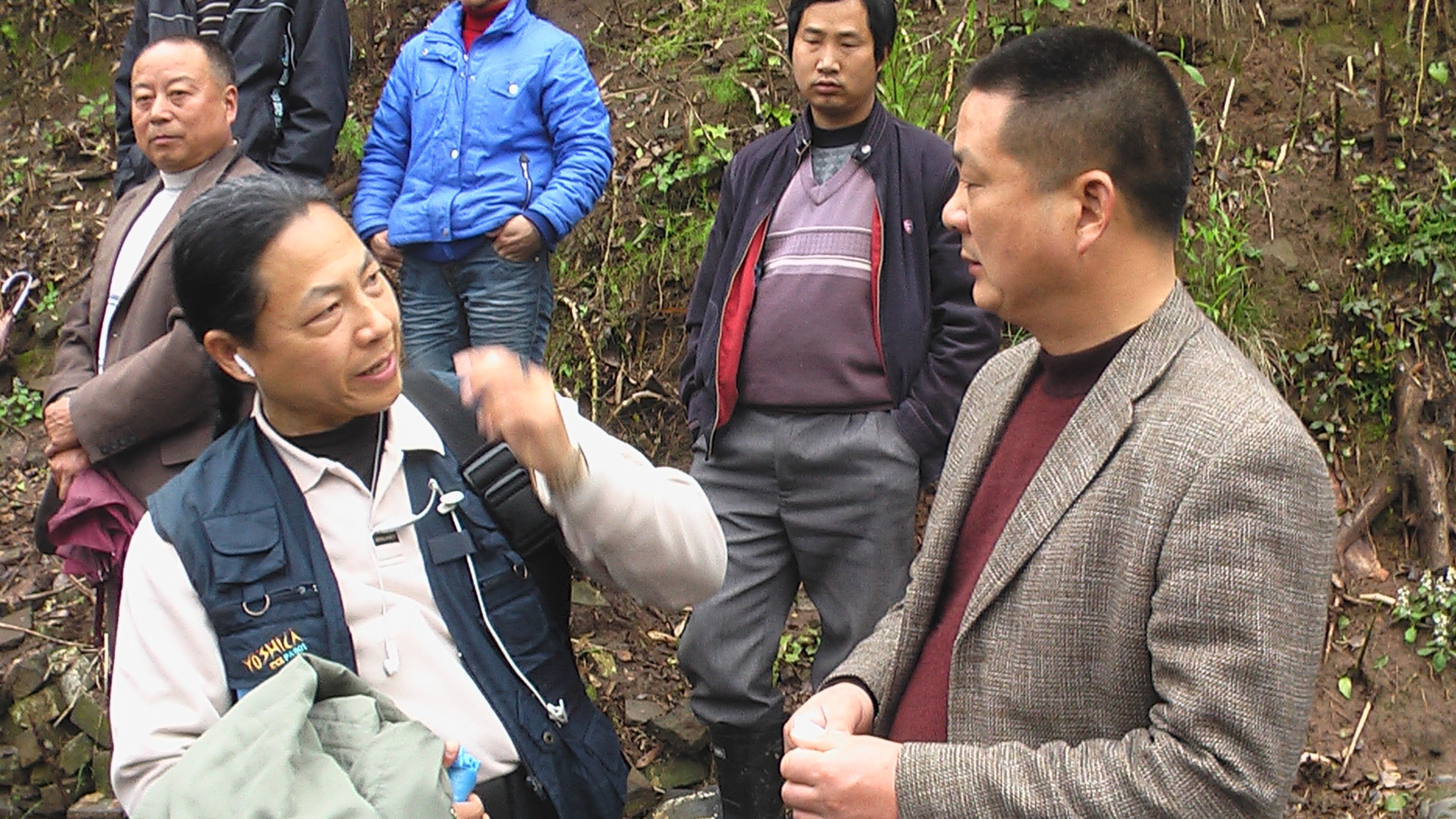 汪衍君与台湾宗亲汪健国在交流