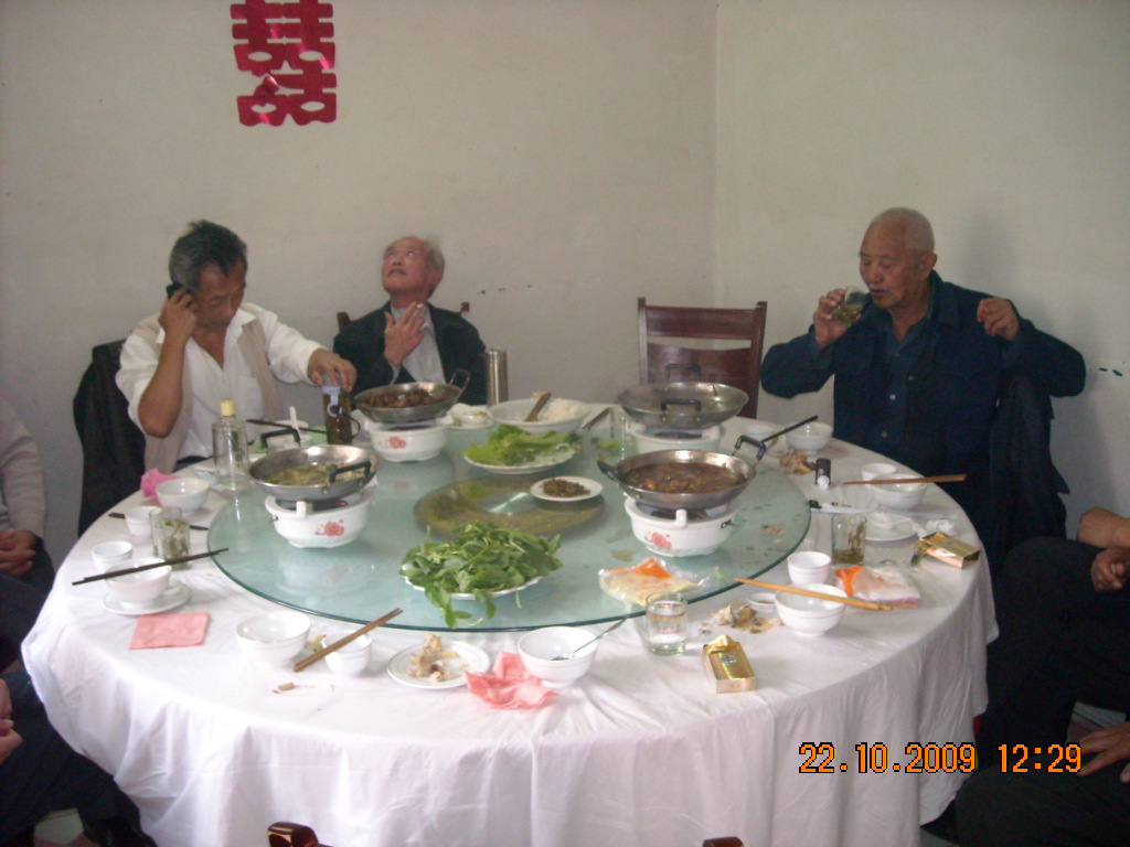 立品正在联系光福会长汪涛等