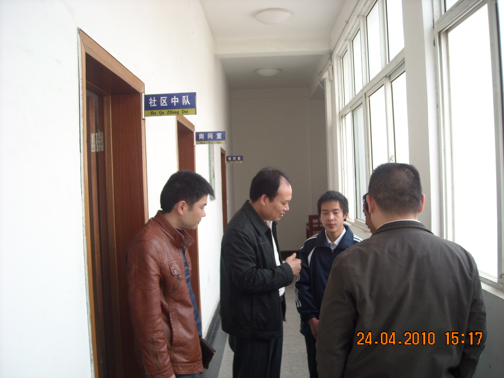 在运西派出所里明立再次给从宏讲人生道理