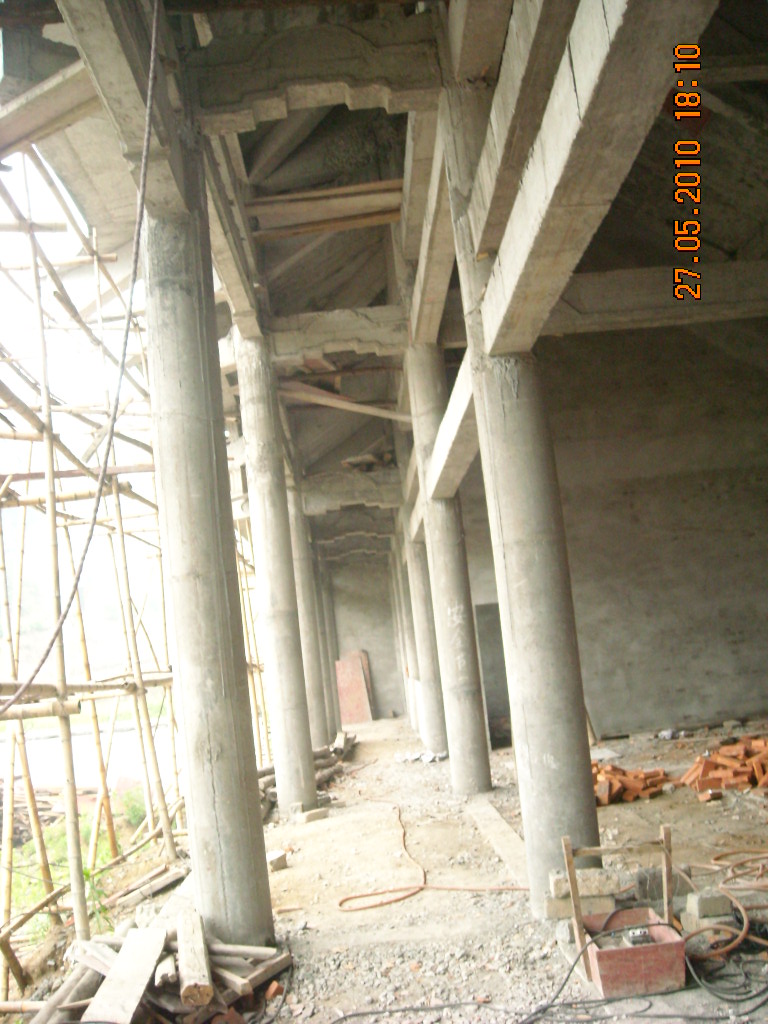 全是钢筋混泥土结构的