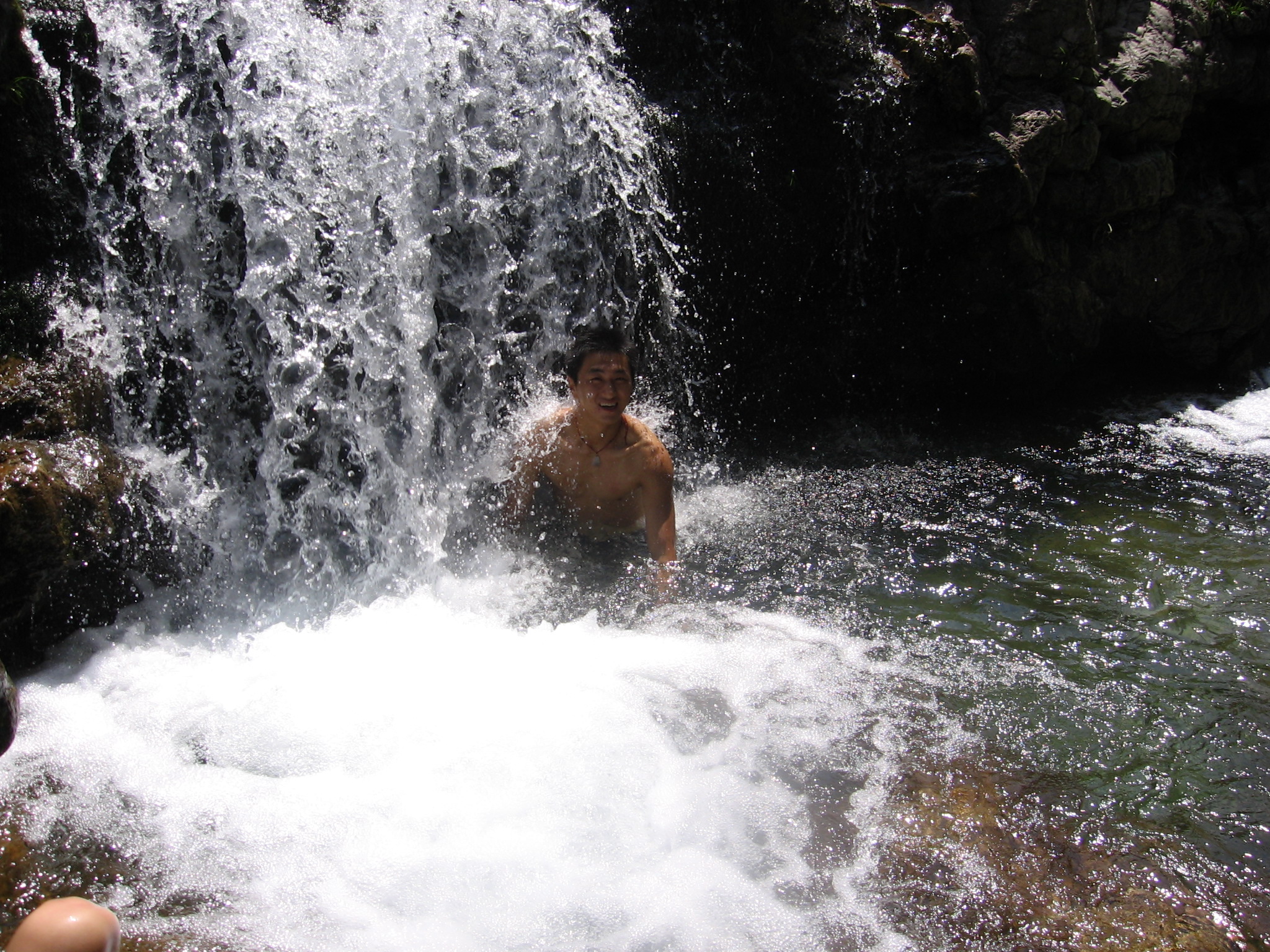 2005年8月，峡谷山涧 碧水潭