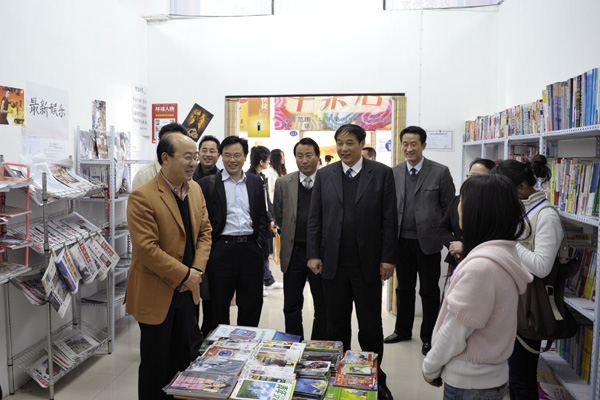 汪华东赴宿州学院调研大学生创业工作