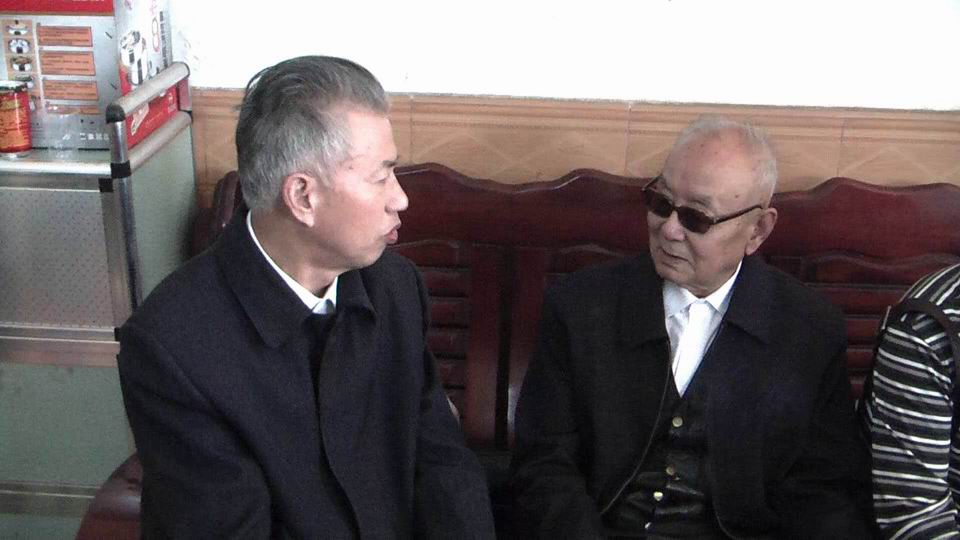 仙桃宗亲代表团先到亮翁家与金寨宗亲会合