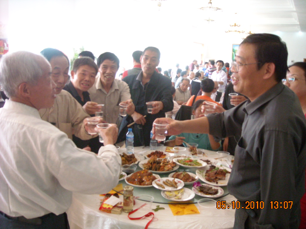 欢迎各位本家到金寨来做客