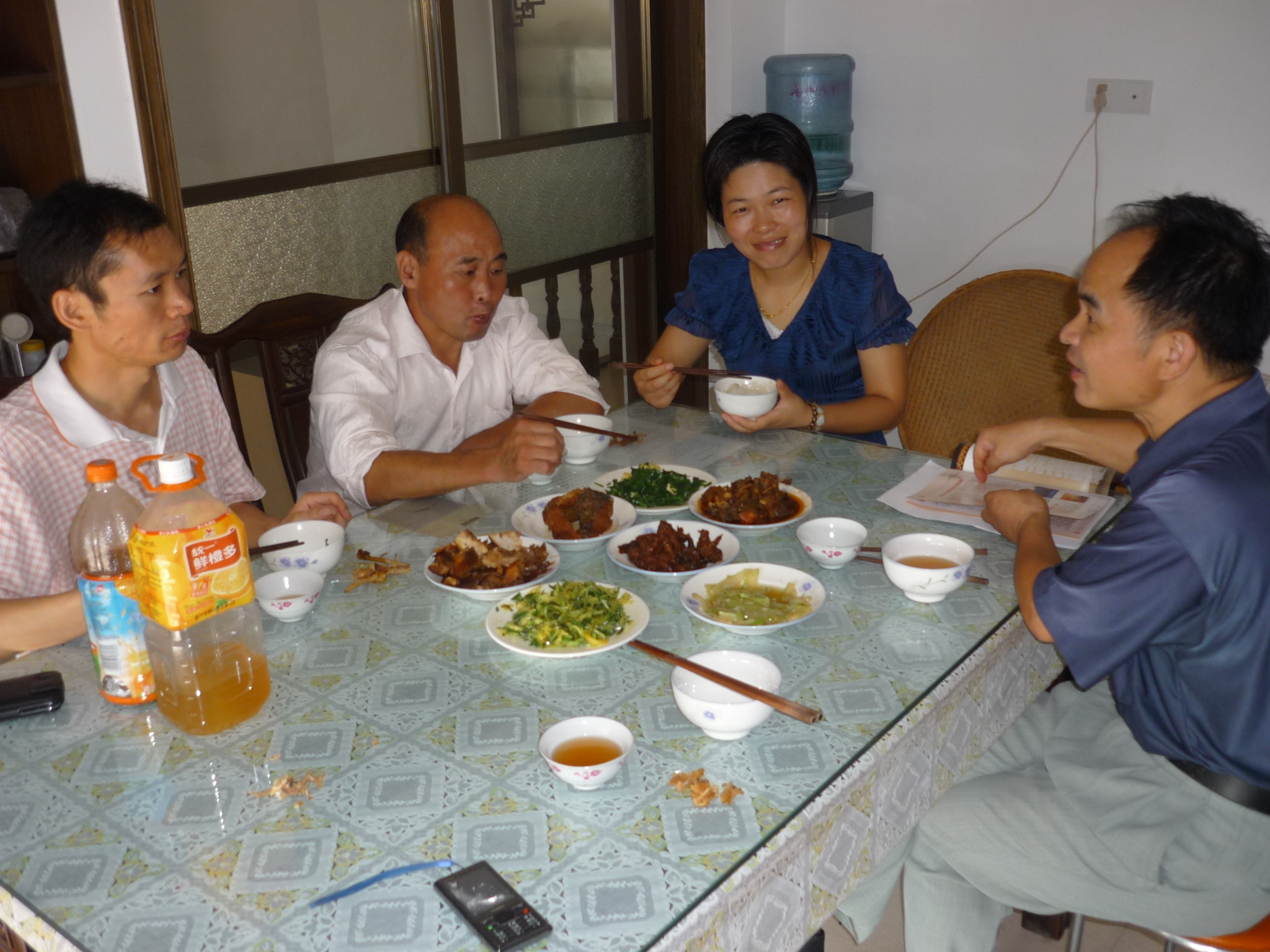 中午在国礼大师家吃家饭喝的自家酿造家酒好亲切哟