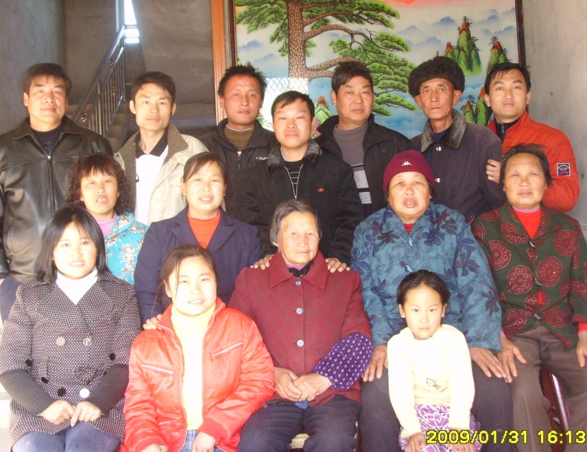 汪开群全家福.jpg