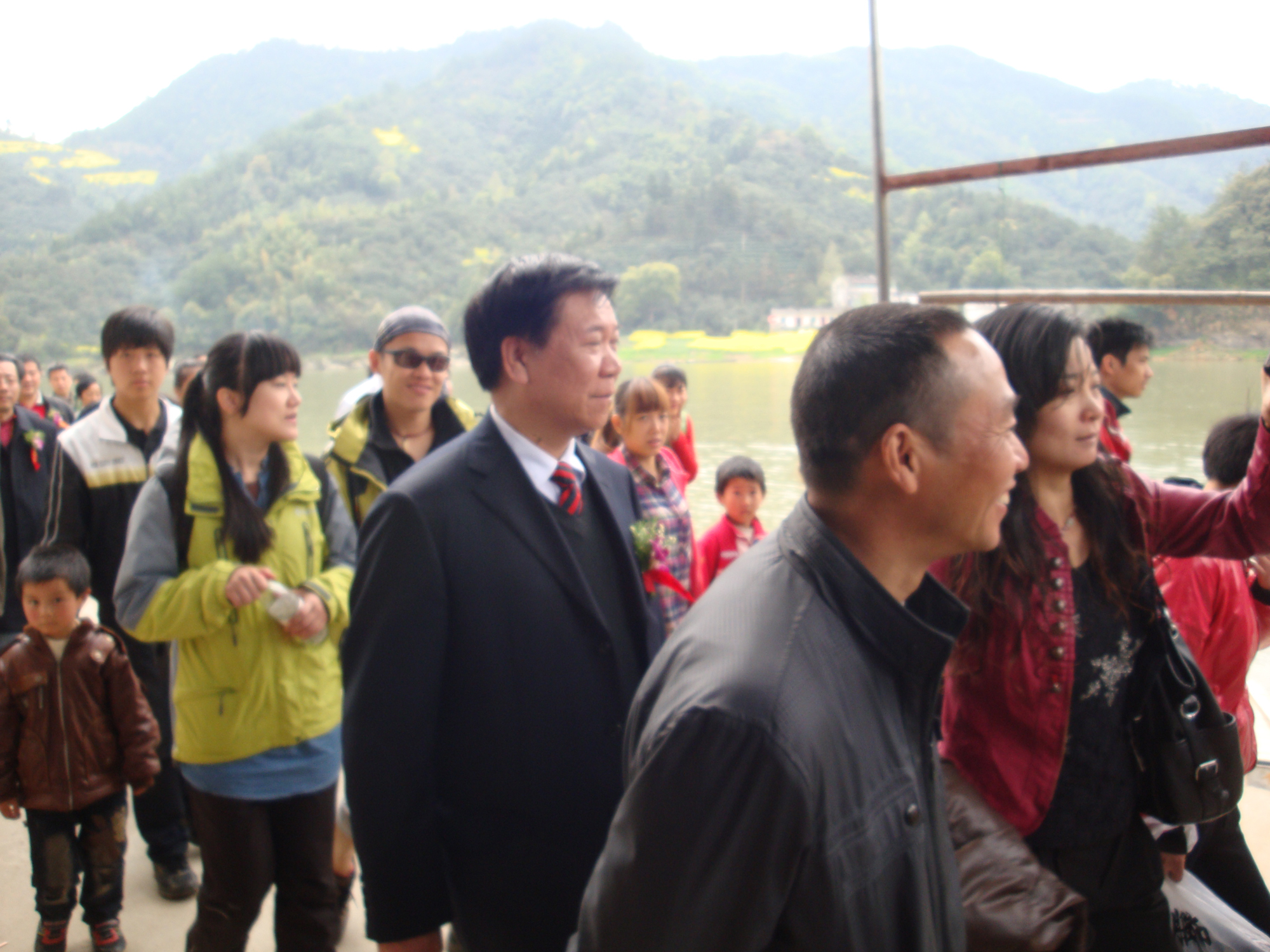 汪承兴将军随行