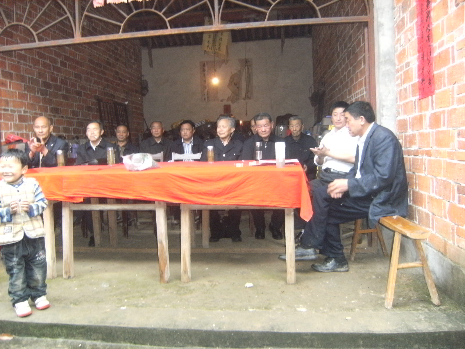 安徽太湖汪氏真福公支系第八届续修宗谱在五月一日举行发谱庆典 012.jpg