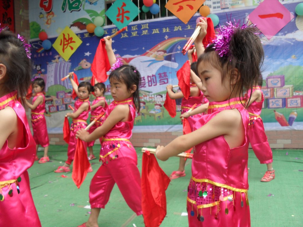 桃园幼儿园2012六一演出