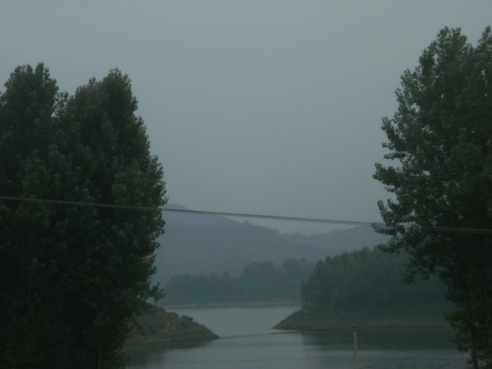 到天华镇黄镇村现场察看圣旨碑情况时的照片 011.jpg