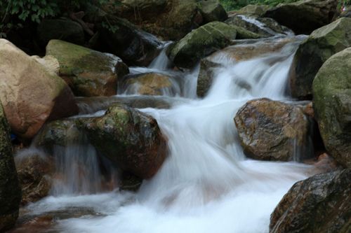 万佛山——泉水