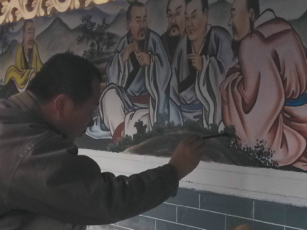 原来这个才是大师傅，里面那条墨龙也是出自他的手。